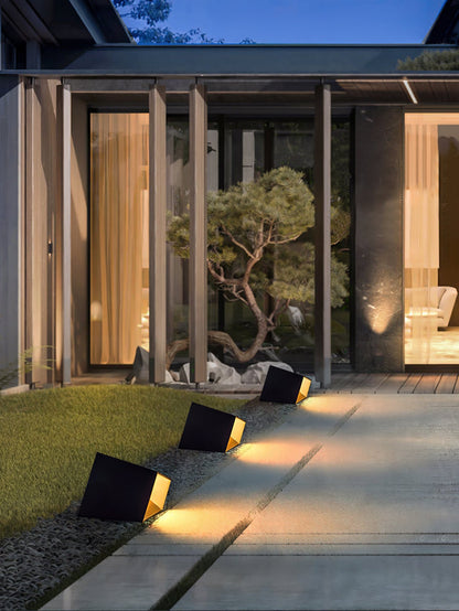 Cube Solar Garden Lamp